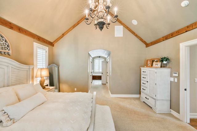 4504 E Spruce Drive, Springfield, MO 65809