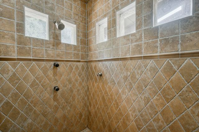 4504 E Spruce Drive, Springfield, MO 65809