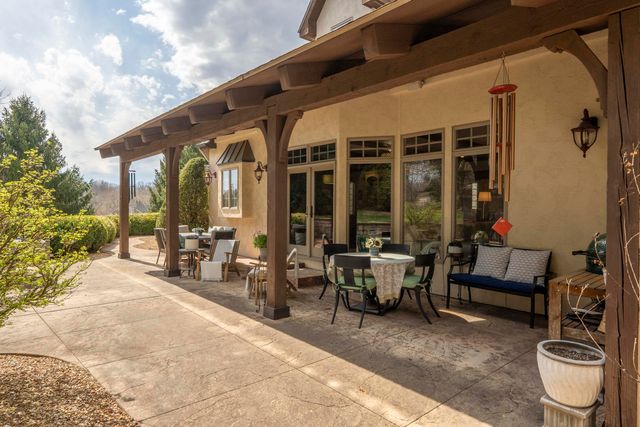 4504 E Spruce Drive, Springfield, MO 65809