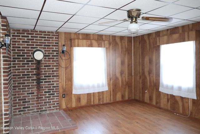 10 Park Circle, Mount Marion, NY 12456