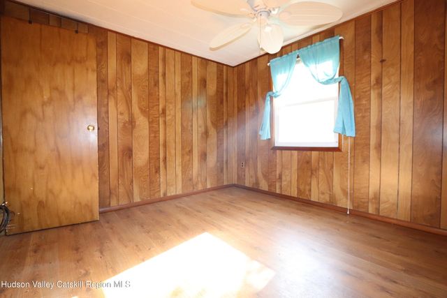 10 Park Circle, Mount Marion, NY 12456