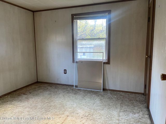 10 Park Circle, Mount Marion, NY 12456