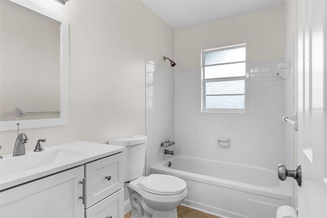 183 N HILL AVENUE 90, Deland, FL 32724