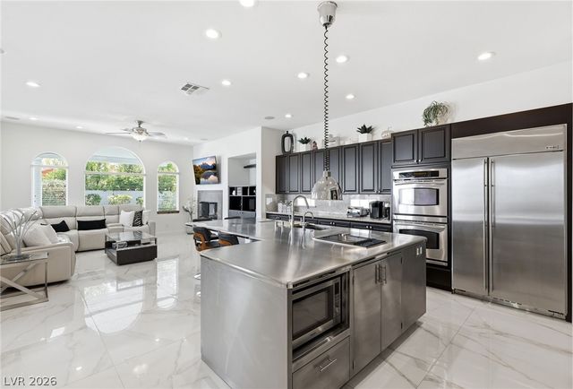 11471 Timber Mountain Avenue, Las Vegas, NV 89135