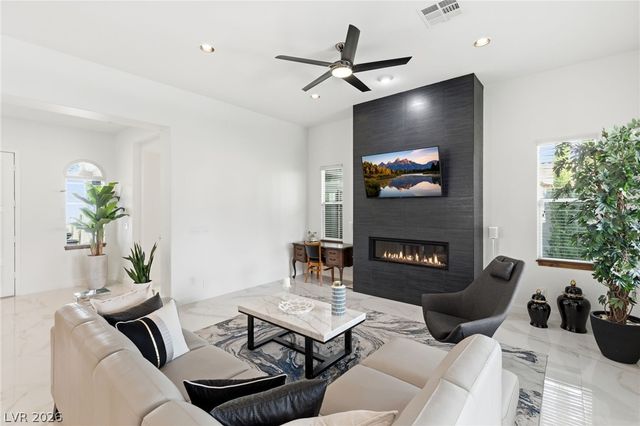 11471 Timber Mountain Avenue, Las Vegas, NV 89135
