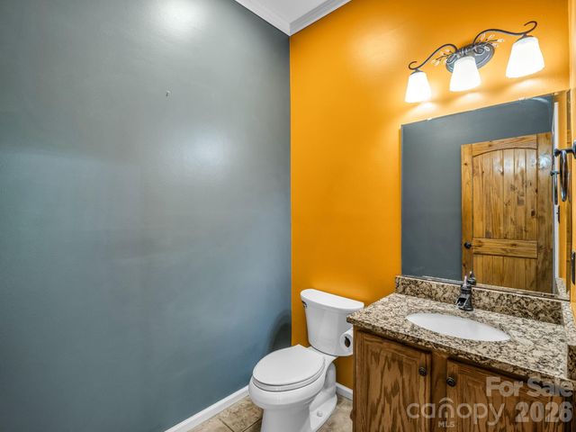 69 Ivy Lane, Fletcher, NC 28732