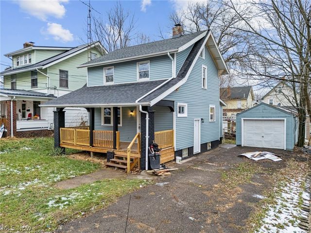 2711 Blair Place SW, Canton, OH 44710