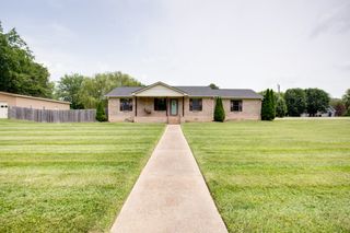 110 Blackwood Dr, Summertown, TN 38483