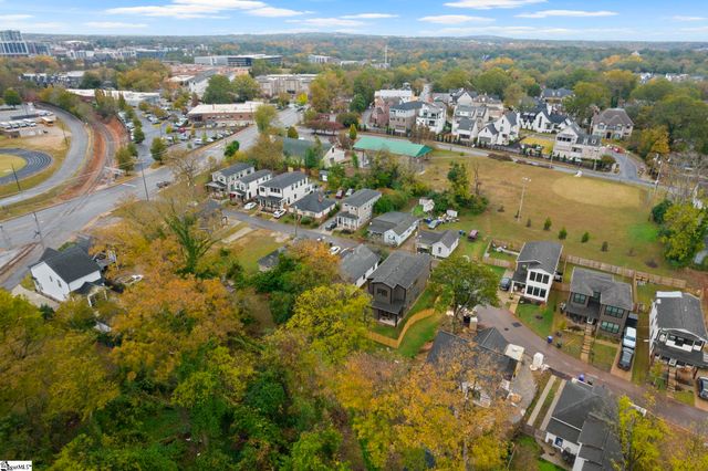 18 Dean Street, Greenville, SC 29605