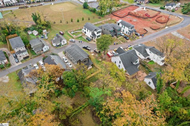 18 Dean Street, Greenville, SC 29605