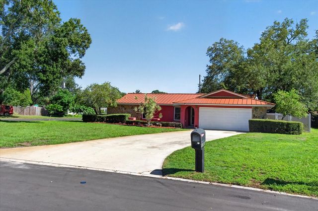 13497 OVAL DRIVE E, Largo, FL 33774