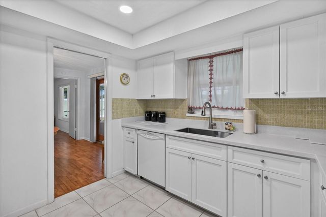 13497 OVAL DRIVE E, Largo, FL 33774