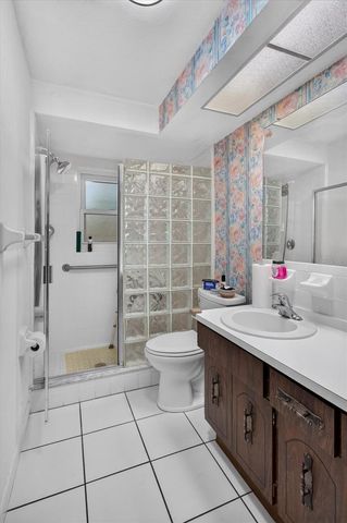 13497 OVAL DRIVE E, Largo, FL 33774