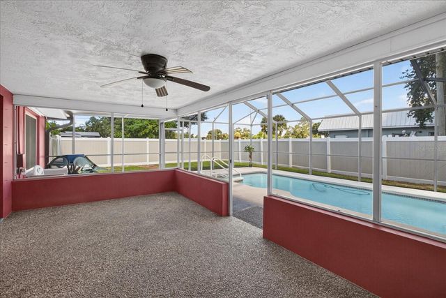 13497 OVAL DRIVE E, Largo, FL 33774