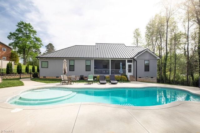 4882 Colonial Circle, Trinity, NC 27370