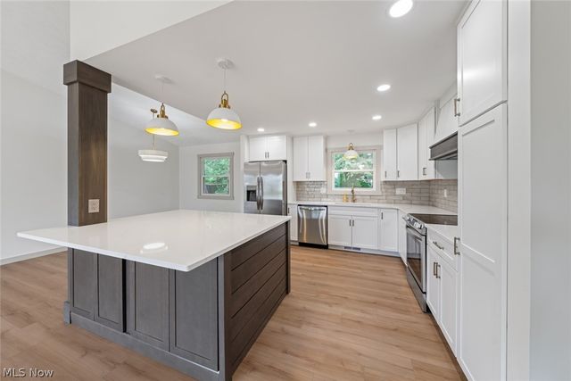 3494 Monterey Circle, Brunswick, OH 44212