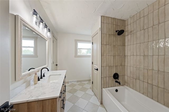 3494 Monterey Circle, Brunswick, OH 44212