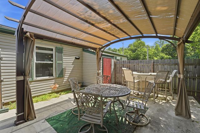 1565 Rock Creek Drive, Grove City, OH 43123
