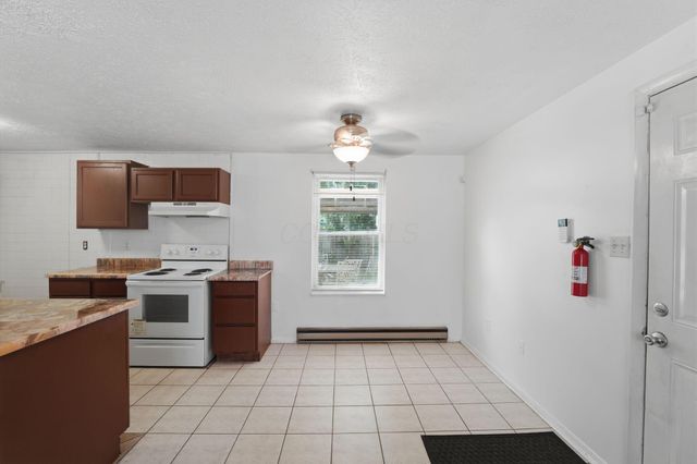 1565 Rock Creek Drive, Grove City, OH 43123