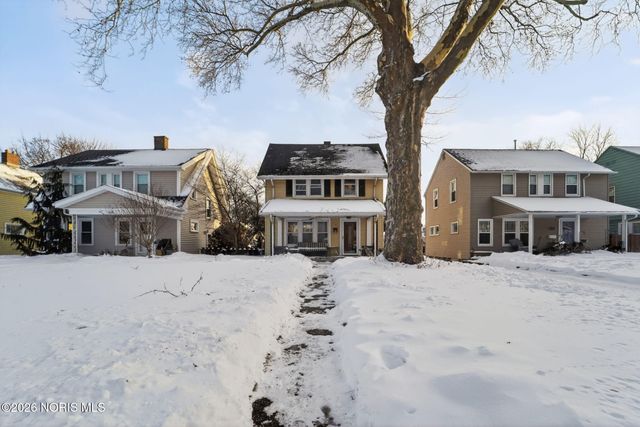 2239 Eastbrook Drive, Toledo, OH 43613