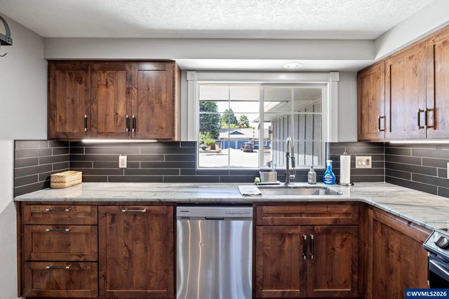 5646 Takelma Ct NE, Keizer, OR 97303