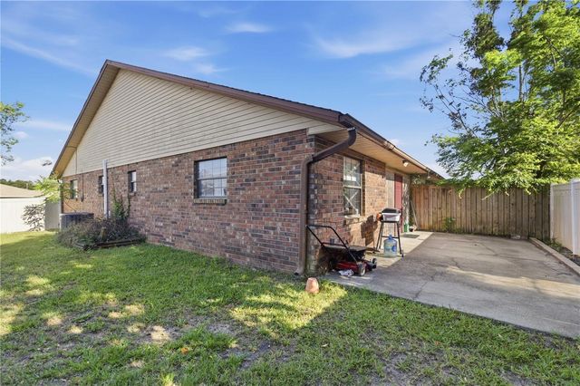 7818 NE 21ST AVENUE, Ocala, FL 34479