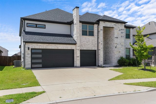 302 Coyote Creek Drive, Lavon, TX 75166
