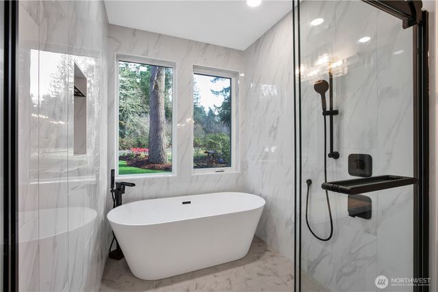 6145 Lake Saint Claire Drive SE, Olympia, WA 98513