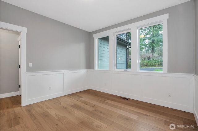 6145 Lake Saint Claire Drive SE, Olympia, WA 98513