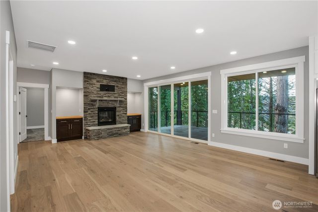 6145 Lake Saint Claire Drive SE, Olympia, WA 98513