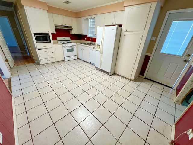 218 Ziegler Street, Houma, LA 70364