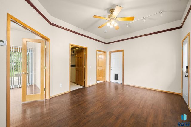 503 E Willow St Street, Harrisburg, SD 57032