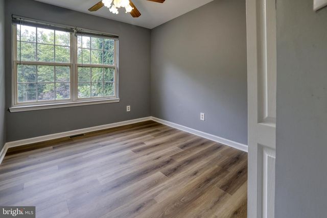 30 FLAXLEAF CT, Baltimore, MD 21221