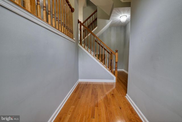 30 FLAXLEAF CT, Baltimore, MD 21221