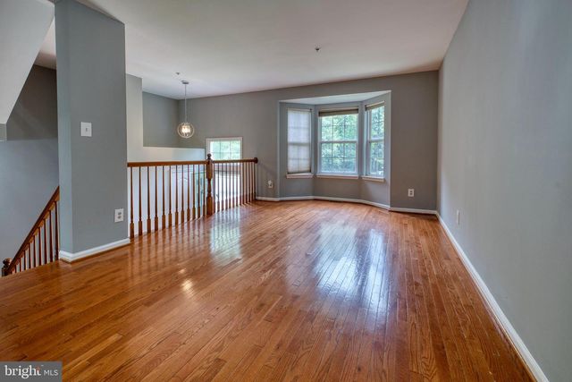 30 FLAXLEAF CT, Baltimore, MD 21221