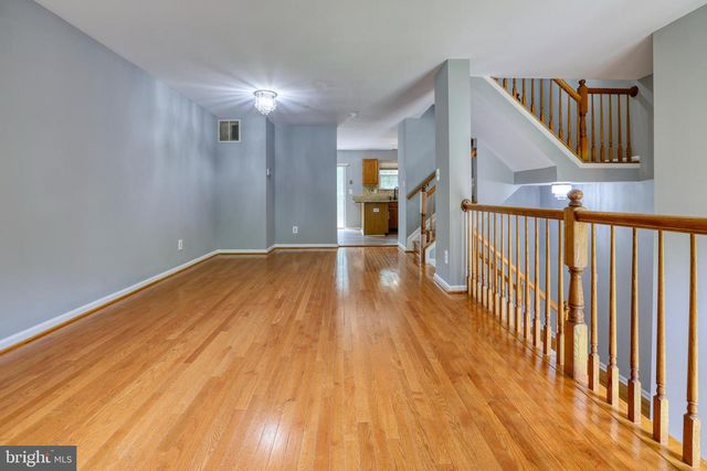 30 FLAXLEAF CT, Baltimore, MD 21221