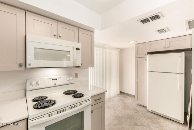 9550 N 94TH Place 117, Scottsdale, AZ 85258