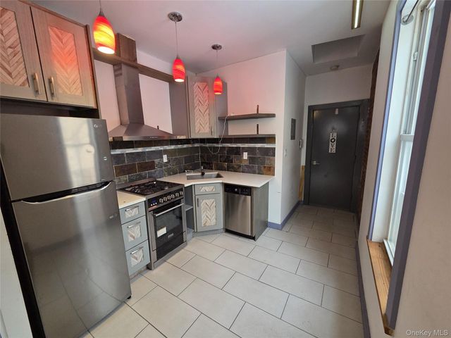 1638 Eastern Parkway, Brooklyn, NY 11233
