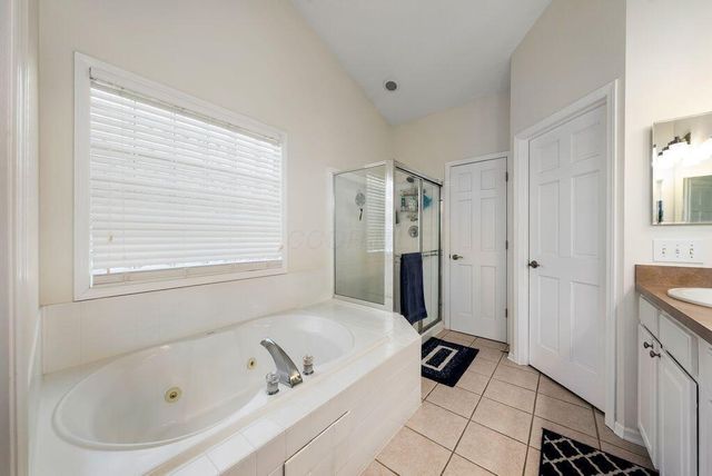 4311 Grathrine Court, Lewis Center, OH 43035