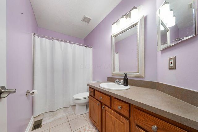 4311 Grathrine Court, Lewis Center, OH 43035