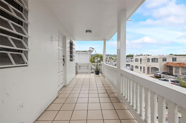 228 CALLE 25, Guaynabo, PR 00969