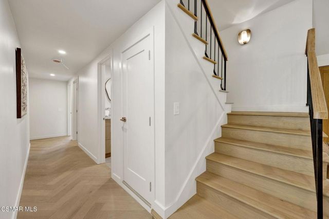 22460 Cairnloch Street, Calabasas, CA 91302
