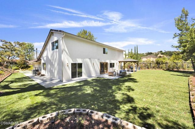 22460 Cairnloch Street, Calabasas, CA 91302