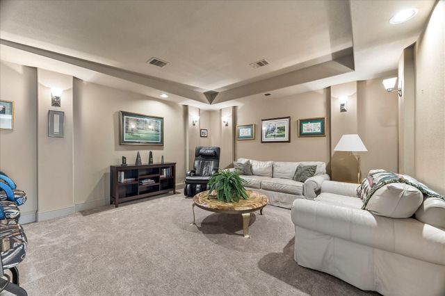11 Willow Tree Court, Missouri City, TX 77459