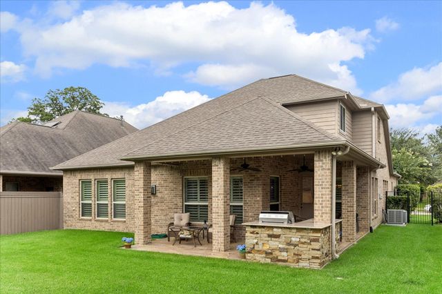 11 Willow Tree Court, Missouri City, TX 77459