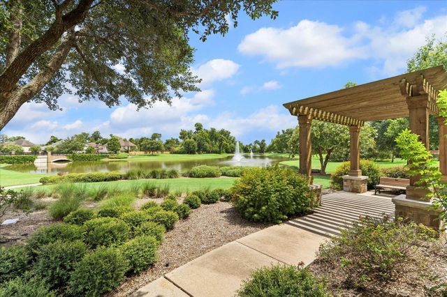 11 Willow Tree Court, Missouri City, TX 77459