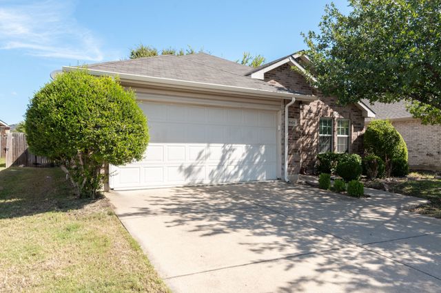 16424 Cowboy Trail, Fort Worth, TX 76247