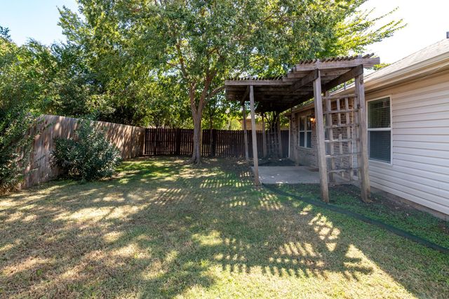 16424 Cowboy Trail, Fort Worth, TX 76247