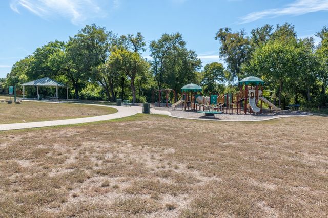 16424 Cowboy Trail, Fort Worth, TX 76247