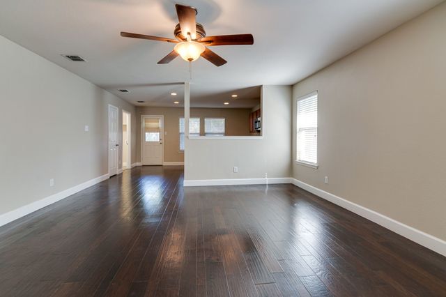 16424 Cowboy Trail, Fort Worth, TX 76247